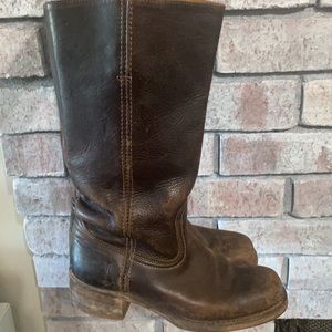Vintage Leather Frye Boots Size 8 mid calf